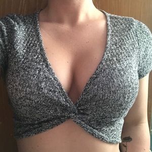 Gray knitted crop top